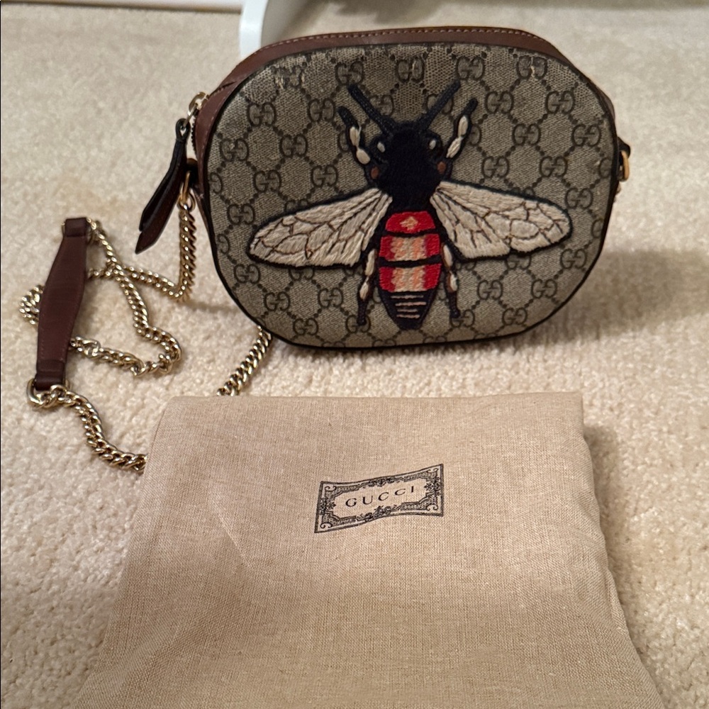 Gucci Beige and Brown Crossbody Bag with Bee Design - Europe exclusive